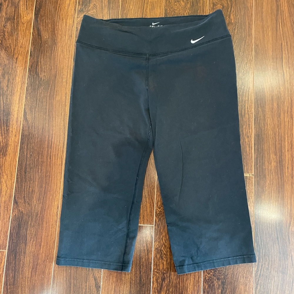 Nike Dri-Fit Cropped Leggings